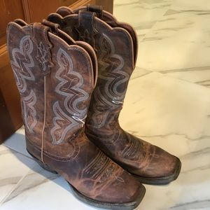 Western boots size 8B
